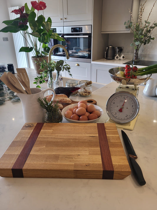 Heritage Oak Cutting Board with Sapele Accents